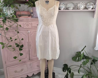 Combinación completa de nailon tricot color crema champán estilo vintage de los años 60 / Vanity Fair / 36 corta (mediana)