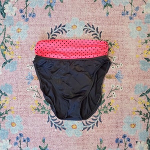 Vintage 1980&#39;s  / 90&#39;s Black Hot PInk Polka Dots Bikini Bottoms High Cut Legs High Waist | Medium