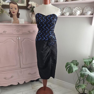 Diva Darling | Vintage 1990&#39;s Black And Blue Sequinned Gunne Sax by Jessica McClintock | Medium