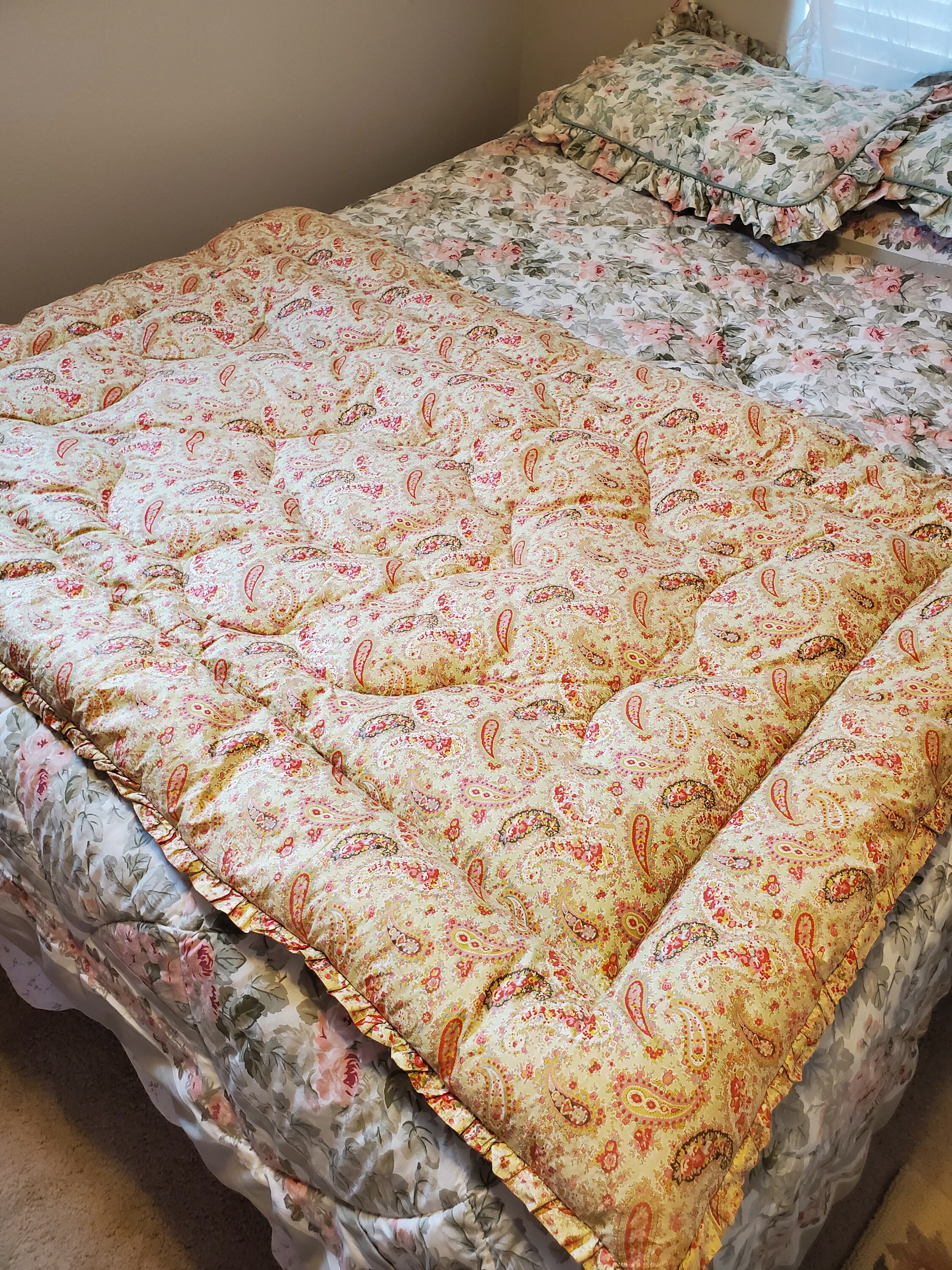 vintage eiderdown comforter