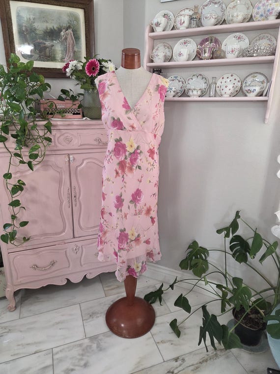 vintage floral slip dress L.A. Intimates Womens Small White Satin Romantic Y2K At $168 Vintage 90s Floral Silk Handkerchief