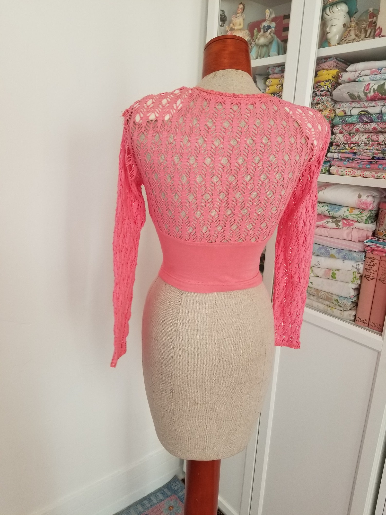 pink y2k crop top