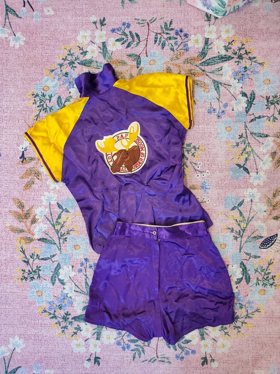 Vintage 1940's / 50's Satin Purple and Gold Sports