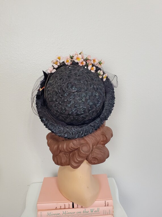 Vintage 1940's / 50's Navy Straw Raffia Hat With … - image 4