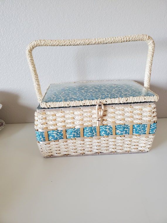 Vintage 1960's / 70's Blue and White Animal Cheetah Leopard