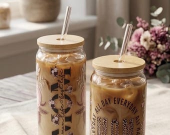Puszka szklana Libbey o pojemności 16 uncji, z pokrywką z bambusa, kubek do mrożonej kawy Mama Leopard Floral, UV DTF