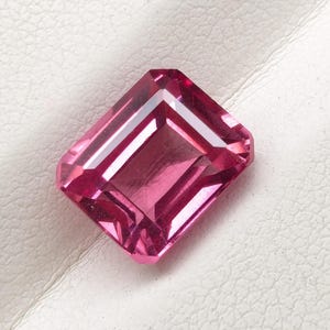 Gema de rubí rosa cultivada en laboratorio – Corindón de talla esmeralda de 8 x 10 mm para joyería