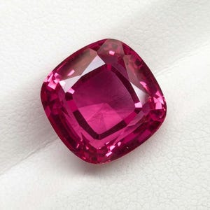 11.50 Ct Lab Pulled Taubenblut Rubin - 12 mm Kissenschliff Edelstein - Vivid Red Lab Erstellt Korund für individuelle Schmuck Ring oder Anhänger