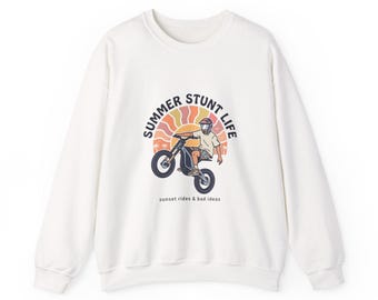Sommer Stunt Life Crewneck Sweatshirt | Sommerästhetik, Retro-Küstenvibes
