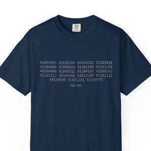 Camiseta da Dani: "Para mim, tudo é nerd" - Camiseta em código binário - Camiseta nerd/geek/programadora - Camiseta minimalista de tecnologia - Camiseta engraçada de programação