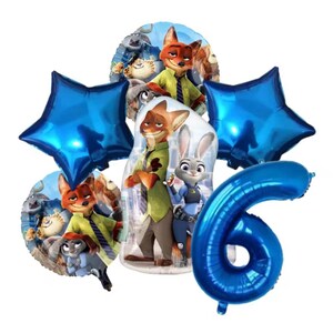 Pu&ograve; includere: Un set di palloncini a tema Zootropolis. Il set include palloncini blu a forma di stella, palloncini con i personaggi Nick Wilde e Judy Hopps e un grande palloncino blu con il numero 6. Perfetto per una festa di compleanno.