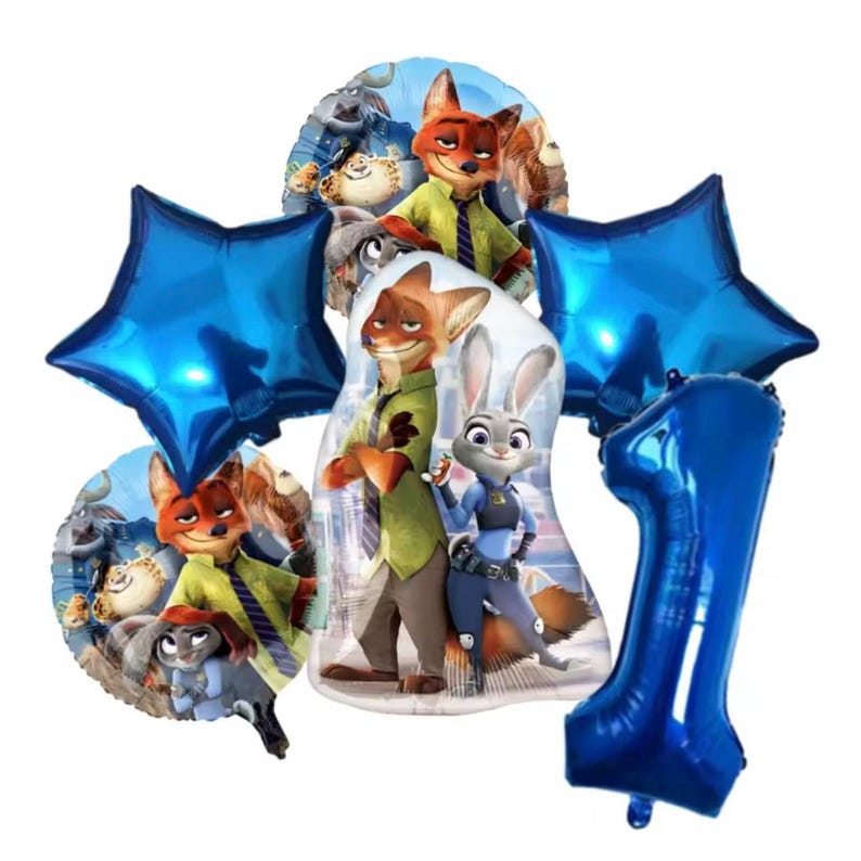 Pu&ograve; includere: Un set di palloncini a tema Zootropolis. Il set include palloncini blu a forma di stella, palloncini a forma di personaggi con Nick Wilde e Judy Hopps e un palloncino blu con il numero 1. I palloncini sono progettati per una festa di compleanno.