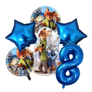 Pu&ograve; includere: Un set di palloncini a tema Zootropolis. Il set include due palloncini blu a forma di stella, un palloncino blu con il numero 8 e palloncini a forma di personaggi, tra cui Nick Wilde e Judy Hopps. Ideale per una festa di compleanno.
