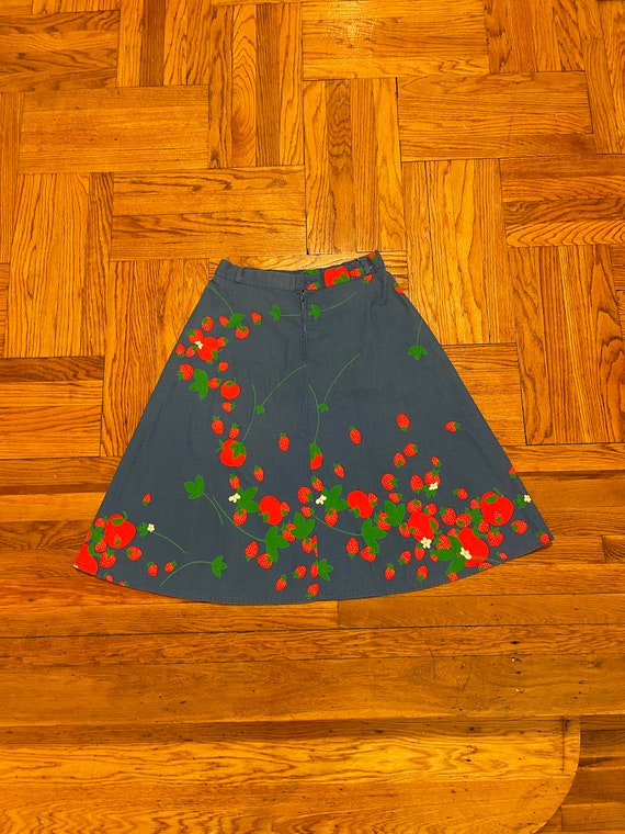 Vintage Strawberry A Line Skirt 70’s Sweet Denim … - image 7