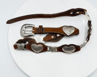 Cinturón Tony Lama LINKED HEARTS con conchos para mujer, 86 cm, de cuero estilo vaquero plateado.