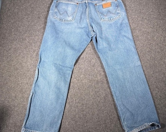 Wrangler 13MWZ Cowboy Cut para hombre, color azul, lavado medio, pierna recta, 38x29