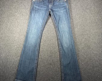 Miss Me Signature Bootcut Jeans Medium Wash Embroidered Flap Pocket Womens 28