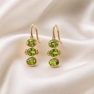 Boucles d'oreilles olive à martini en or 18 carats, accent rubis, péridot naturel en argent sterling