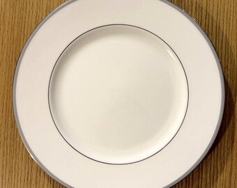  KUTANI CRANE 楕円プレート 皿 WEDGWOOD “KUTANI Crane” Dinner Plate – Bone China, Multicolor
