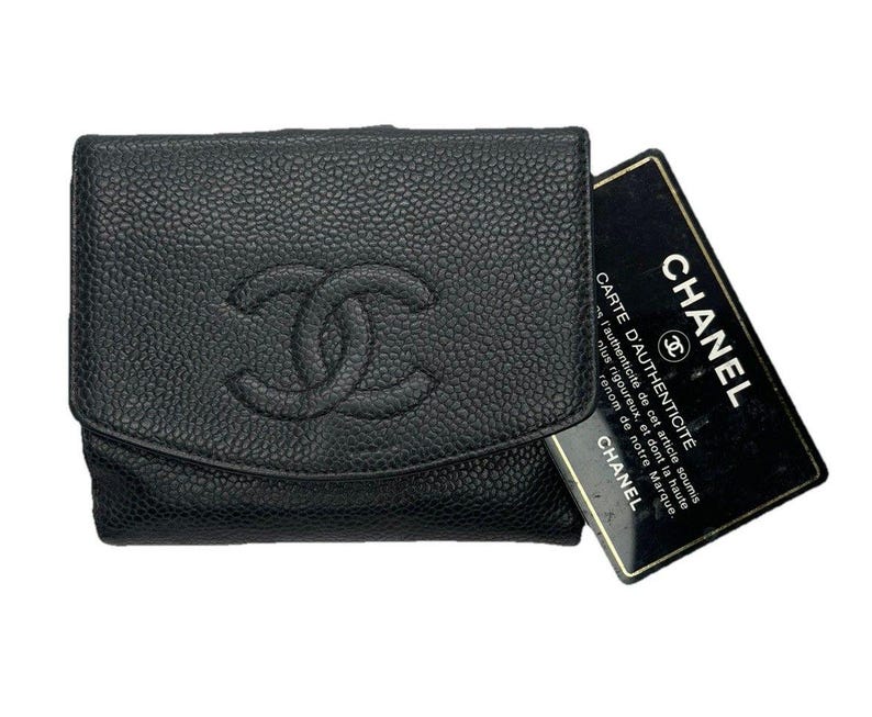 Cartera plegable CHANEL con logo CC en piel de becerro granulada, color negro, de diseñador/38 imagen 1