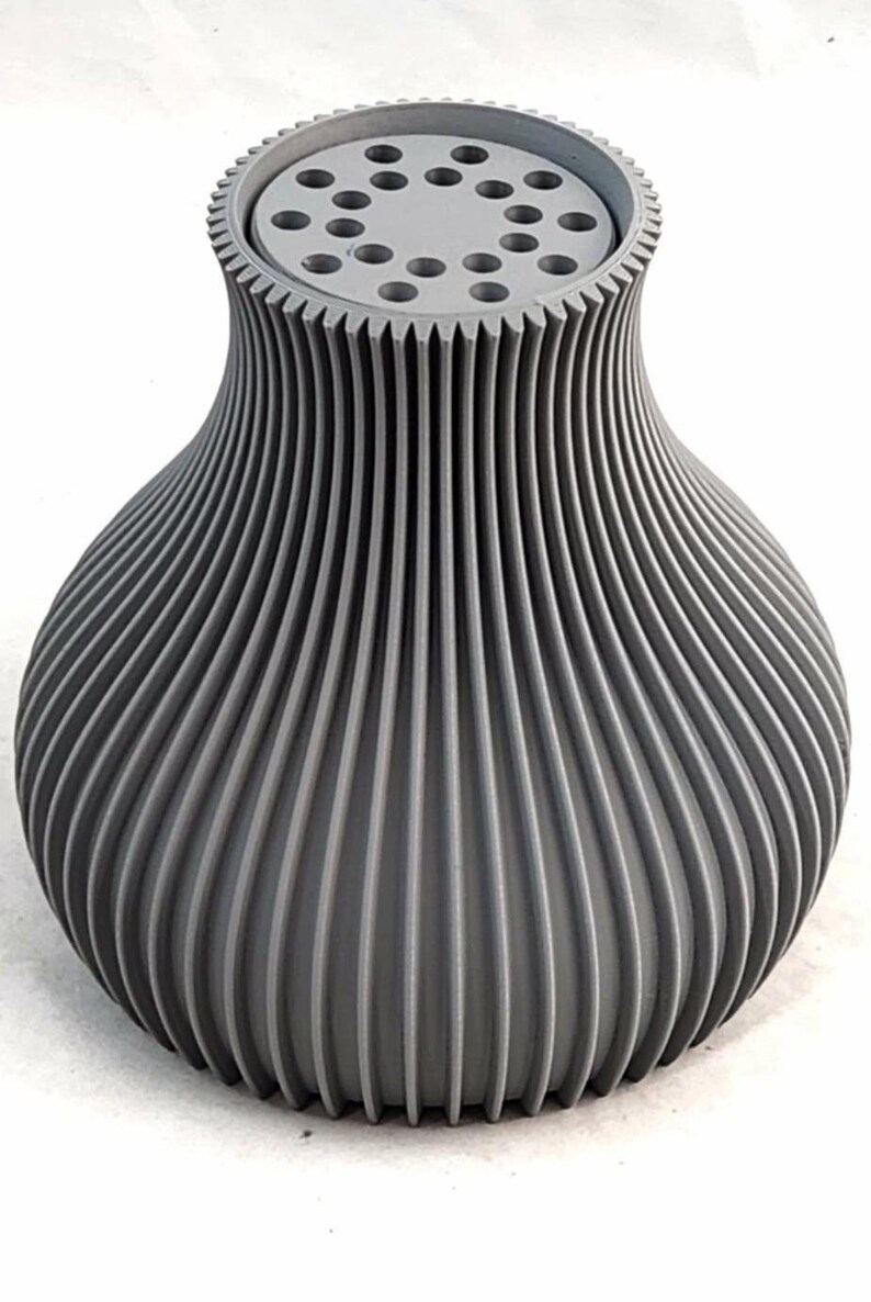 Ribbed Object Modern Ribbed Vase, 3D Printed Home Decor, Minimalist Flower Vase ...