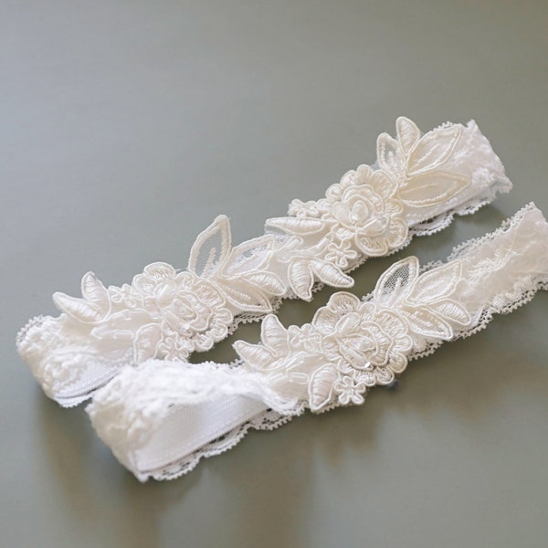 Wedding Garter, Ivory  Embroidery Flower Lace Wedding Garter Set, Ivory Garter Set, Wedding Toss Garter