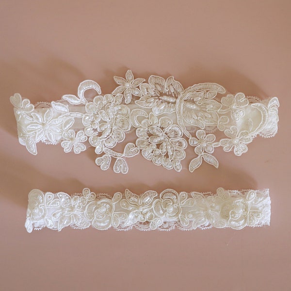 Pearl Beaded Lace Wedding Garter Set, Ivory Lace Garter Set, Wedding Garter Set, Bridal Garter Belt / GT-81