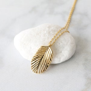 Gold  Palm Leaf Necklace, Gold Leaf Pendant Necklace, Monstera Leaf Necklace,Birthday Gift,Bridesmaid Gift