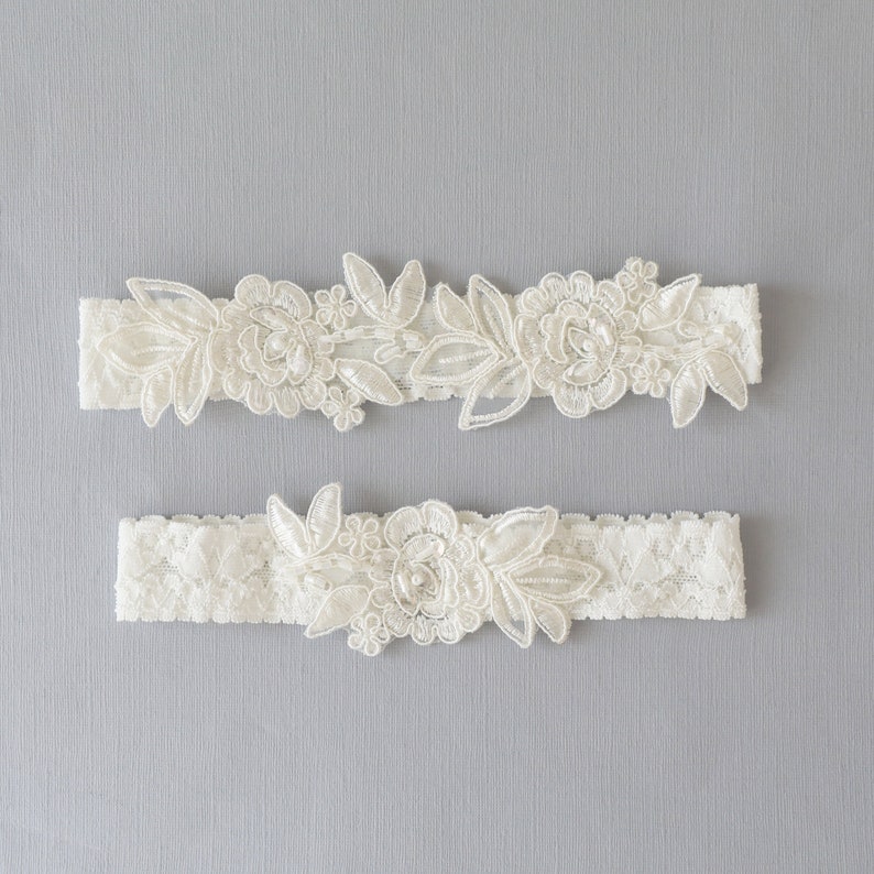 Wedding Garter, Ivory  Embroidery Flower Lace Wedding Garter Set, Ivory Garter Set, Wedding Toss Garter -34A 