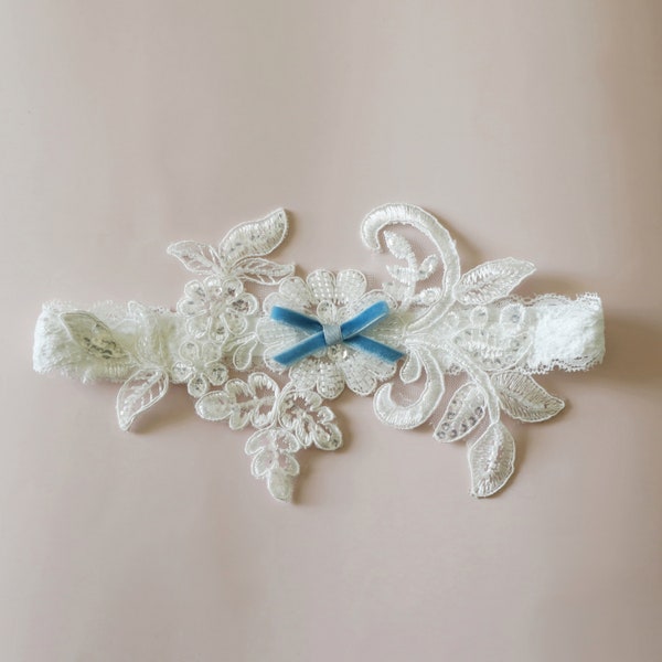 Light Ivory Beaded Lace Wedding Garter, Wedding Toss Garter, Floral Lace Bridal Garter Belt, Prom Lace Garter Belt