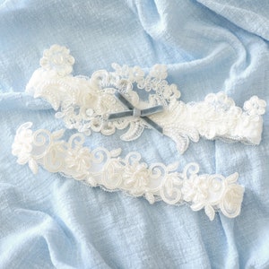 Something Blue Wedding Garter, Pearl Beaded Lace Wedding Garter Set, Ivory Lace Garter Set, Wedding Garter Set, Bridal Garter Belt / GT-81 image 2