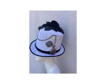 White Steampunk Top Hat, White Victorian Hat with Black Floral Detail, Gothic Festival Hat, Cosplay Ren Faire Headpiece, Handmade Statement