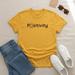 Maglietta con messaggi positivi, maglietta con vibrazioni positive, regalo motivazionale, abbigliamento che infonde ottimismo, completo per la cura di sé, abbigliamento motivazionale
