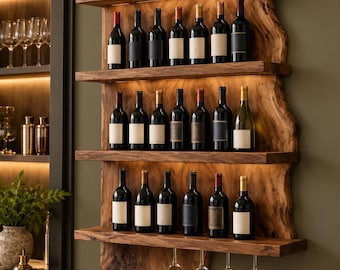 Estantes de bar para el hogar de nogal, botellero de pared con borde natural, de 76 a 216 cm de alto y de 51 a 102 cm de ancho, almacenamiento de botellas personalizado con opción de iluminación LED, hecho a mano.