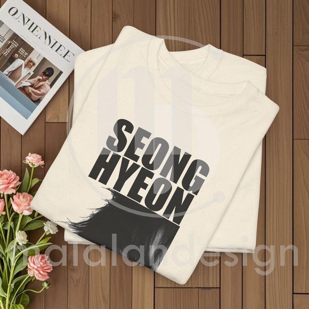 Seonghyeon Cortis Portrait Tee | Black White Half-face Photo
