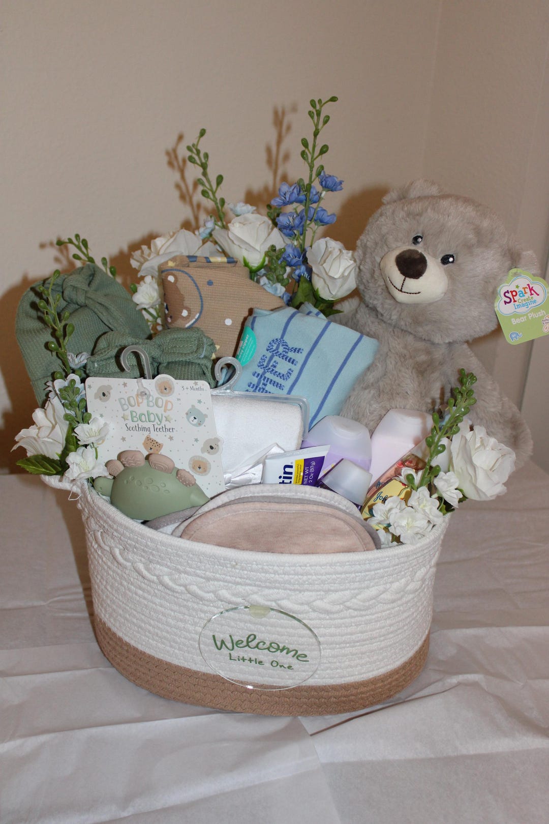 Baby Shower Gift Basket | Newborn Gift Set | Boy, Girl, or Gender ...