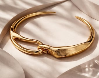 Chunky Gold Choker Necklace, Irregular Link Statement Collar, Punk Y2K Jewelry, Bold Metal Torque Necklace, Edgy Fashion Accessory for Women