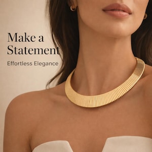 Gargantilla llamativa dorada – Diseño de metal ancho y llamativo