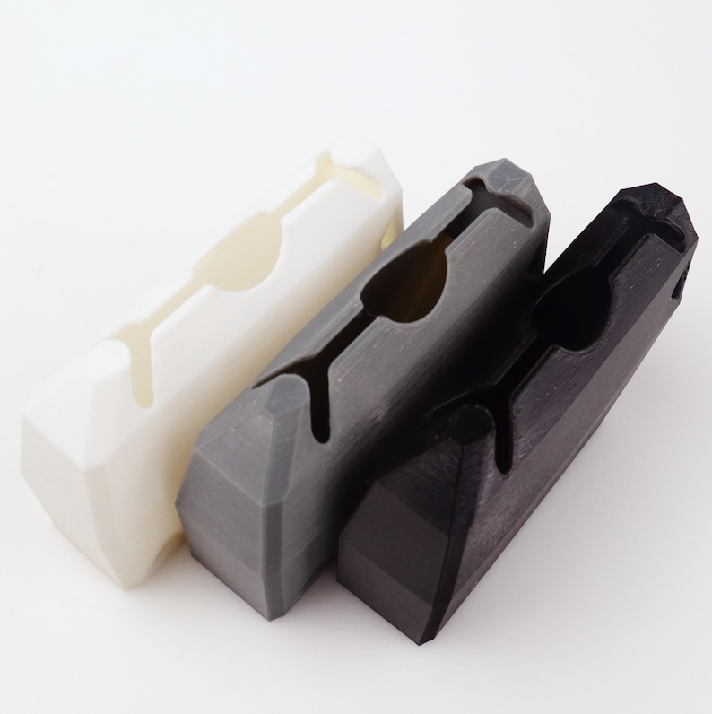 Aero Bike Storage Box | Minimalist Cycling Frame Bag, One-Handed Operation image 4
