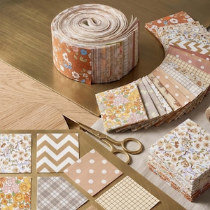 Puede incluir: Una colección de tiras de tela enrolladas en un carrete y una pila de piezas de tela cuadradas con varios patrones, incluyendo estampados florales, lunares, rayas en zigzag y diseños de cuadrícula en tonos naranja, marrón, crema y blanco.