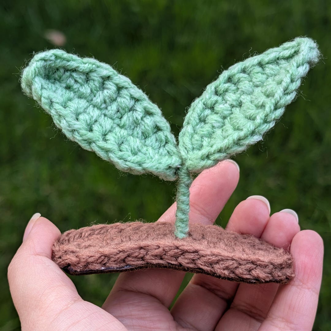 Handmade Crochet Sprout Hair Clip, FFXIV Inspired - Etsy