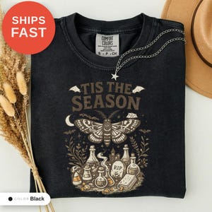 Camiseta vintage de Halloween con colores cómodos, Es la temporada, Camiseta preparándose, Camiseta de mujer, Esqueleto PNG, Estampado humorístico novedoso, Camiseta gráfica imagen 1