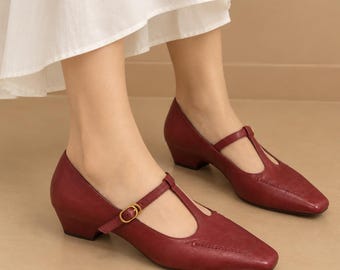 Burgunderrote Mary-Jane-Schuhe für Damen, T-Riemen-Schuhe mit eckiger Zehenpartie und klobigem Blockabsatz