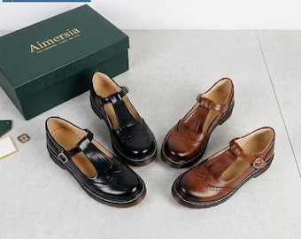 T-Strap Mary Jane Shoes with Tassel Detail, Vintage Round Toe Flats