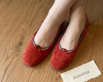 Red Beaded Ballet Flats, Vintage Style Suede Slip-On Round Toe