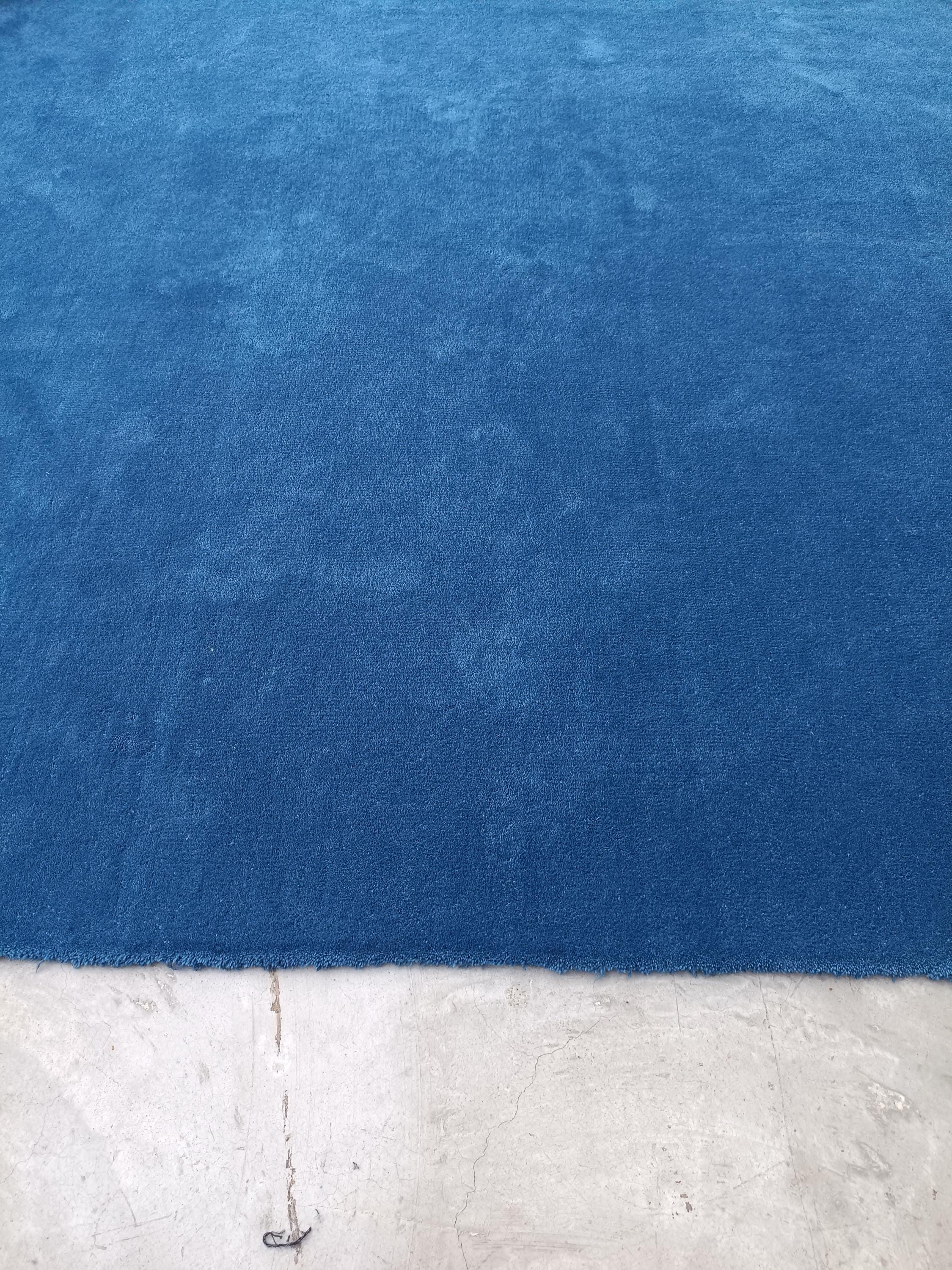 Hand Tufted Wool Rug | Modern Solid Navy Blue Minimalist Area Carpet ...