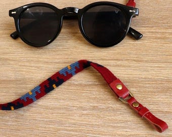 Handwoven Kilim Eyeglass Strap – Bohemian Acrylic Cord with Leather Join