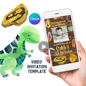 Op de afbeelding: Een video-uitnodigingstemplate voor een dinosaurusthema-verjaardagsfeest. De template bevat een groene dinosaurus, een bruine en gouden achtergrond met een fotolijst en de tekst "Prehistoric fun is on the way. So don't miss out on Caleb's 5th Birthday."