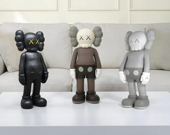 Modern Open Edition Art Figure – Decorative Sculpture for Desk, Shelf & Home Display