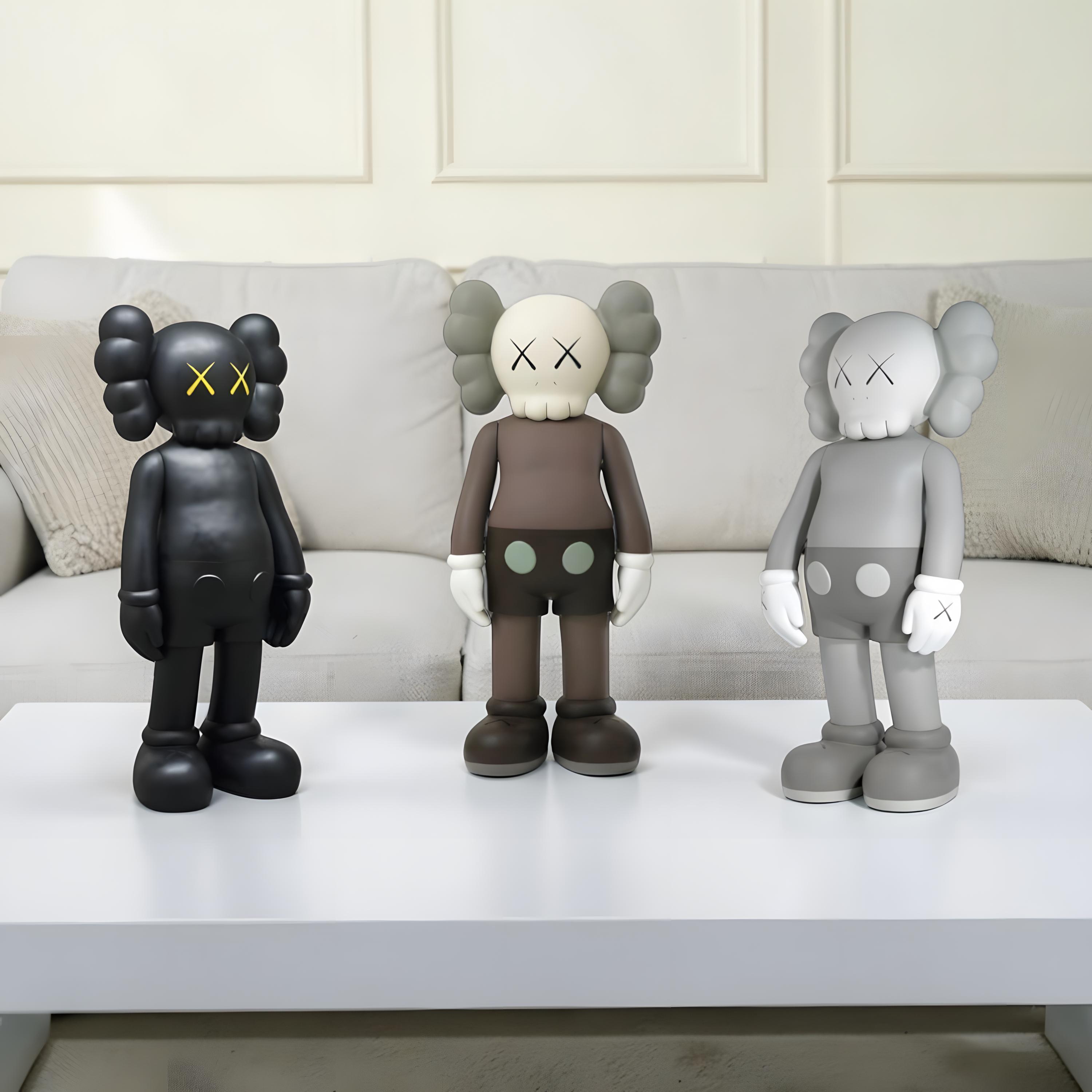 Kaws figurine - Etsy 日本